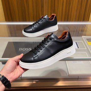 HUGO BOSS 남성 가죽 운동화 블랙 50472128-002