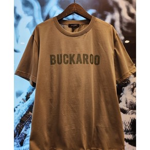 [버커루] [BUCKAROO] 2XL 입고 2024 NEW. 공용 BKR 심플 고딕 로고 WH/BK/KA/BR 4컬러 쿨소재~ 시원한 빅로고 라운드 반팔 로고 티셔츠