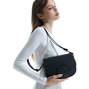 [비비와이비] [BBYB] BEI Saddle Shoulder Bag 베이 새들 숄더백 블랙 09M3210DBK