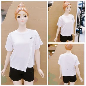 [소이주니어]논현점 24년여름신상 ** 얇고 시원한소재 ~ 팔길이 4부 사선 절개티 ** 마네킹 키 155 11호 착용 **
