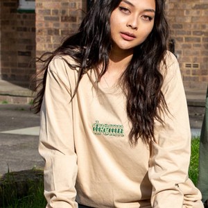 DBDNS 쓰리 타입 자수 탠 긴팔 티셔츠