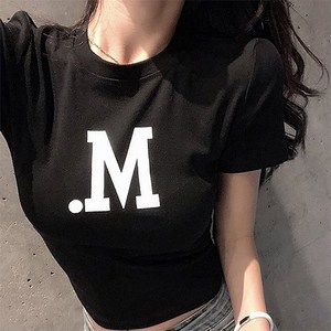 묘먀미 여성용 빅M 레터링 슬림핏 반팔 크롭티 MMM309