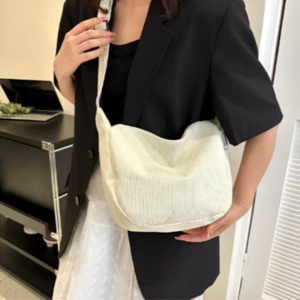 루아벨라 여자 크로스백 키링포함 코듀로이 보부상 가방 에코백 여행 핸드백 가벼운 캐주얼 숄더백