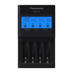 Panasonic BQ-CC65AKBBA 슈퍼 어드밴스드 에넬루프 프로 및 4 포지션 고속 충전기 LCD 표시기 패널 USB 충전 포트 포함 블랙