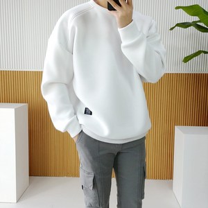 남자 오버핏 구김적은 스튜디오 네오프렌 맨투맨