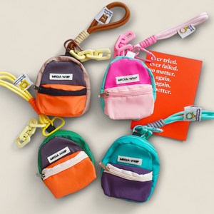 모먼글로우 미니 백팩 에어팟 키링 열쇠고리 파우치