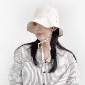 씨엘투 에키 와이어 턱끈 스트랩 여성 여름 벙거지모자 버킷햇