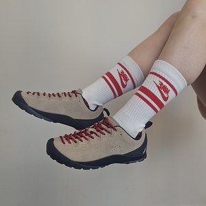 [국내정품] 킨 재스퍼 스니커즈 베이지 착화감 좋은 트래킹 등산화 운동화