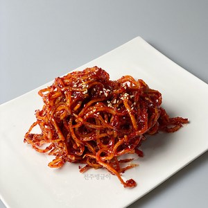 매콤달콤하고 부드러운 식감의 진미채조림 150g