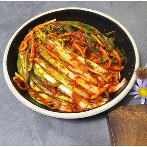 [맛없으면 환불보장] 국산 재료만을 사용한 알싸한 감칠맛이 일품인 정통 전라도 여수 파김치, 1kg, 1개