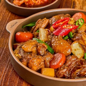 안동 35년 소문난 맛집! 그맛 순살 안동 찜닭, 2개, 700g