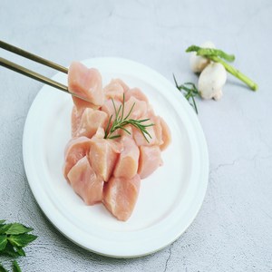 [치킨테이블]국내산 닭 가슴살 큐브조각 1kg 냉장, 1개