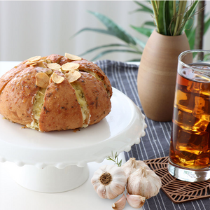 크림치즈소스 갈릭바게트볼 갈릭브레드 180g 6개 마늘크림치즈볼 8쪽 마늘빵, 180mg