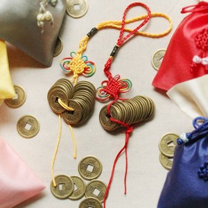 재물운 나비매듭 엽전 꾸러미 - 전통매듭 재물엽전 돌상차림 행운기원 금전운 풍수 돌잡이 소품 외국인선물, 빨강매듭꾸러미