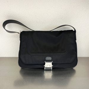 [당일발송] 7컬러 택1 마뗑킴 버클백 버클 여성 가방 MATIN KIM BUCKLE BAG MK2400BG003M + GRAD 정품보증택