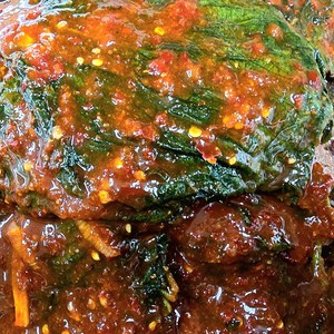 반찬연구소 매콤 깻잎김치 500g/1kg 수제 매콤 양념깻잎 별미 간편반찬, 1개, 1kg