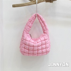 지니온 미니 핸드백 여성 퀼팅 구름백