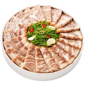 쫄깃쫄깃 담백한 편육 새우젓포함 안주 야식 혼술 간편식 대경푸드빌, 265g, 1개