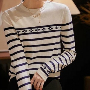 티 가을 스트라이프 봄 라운드넥 크림 여성 니트 긴팔