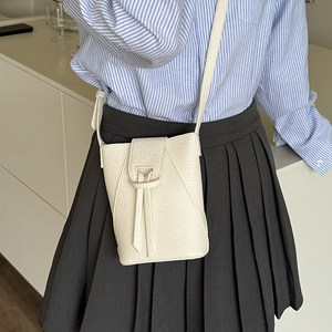 피디씨공감 가죽 미니 크로스백 여행용 보조가방 핸드폰가방
