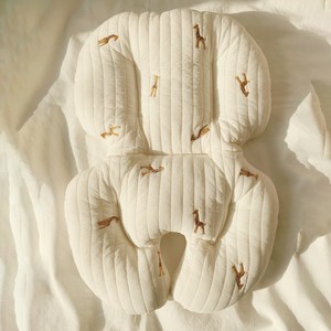 돗투돗x마롤로뜨 체어라이너 유아시트 아기의자 방석 식탁의자 시트, 쭉쭉기린_자수체어라이너M