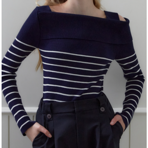 [환승연애 유정 착용] 제로스트릿 여성용 스트라이프 언발란스 오프숄더 니트 (3컬러)