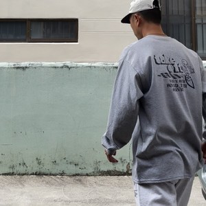 GLIDE LONG SLEEVE GREY긴팔티 오버핏 루즈핏