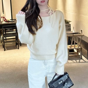 [50%시즌오프 한정수량세일] 메이킹유 [러블리무드/주문폭주] 긴팔 니트 언발 원숄더 보트넥 초커 리본 데이트룩 W92997리팡니트