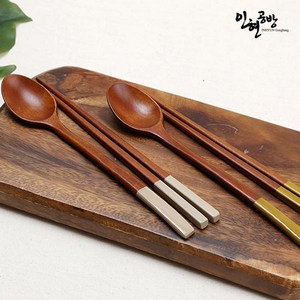 인현공방 프리미엄 천연옻칠(컬러) 나무수저 2벌세트(IH-WD02), 1세트, 올리브+베이지