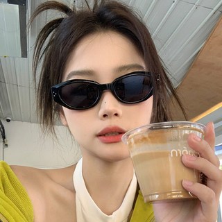 Rakumin 캣아이 선글라스 가벼운 뿔테 남자 여자 자외선차단