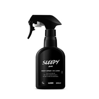 LUSH 슬리피 바디스프레이 사용 모습