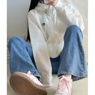 당일발송 나이키 바람막이 윈드러너 두투한 후드 재킷 화이트 DA0002-135