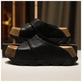 UGG 여름슬리퍼