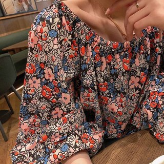 더벨러리 여성 플라워 보트넥 블라우스