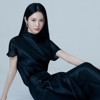 잇미샤 25 SS 쉬어 새틴 블라우스 ITP5ZBL600 388779
