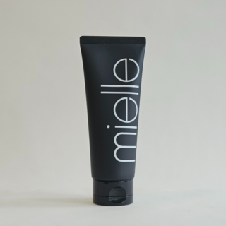 컬이 살아나는 웨이브 헤어 전용 미엘 프로페셔널 카하이 컬링 에센스 블랙, 160ml, 1개