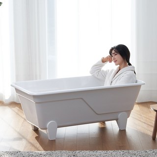 예쁜 욕조