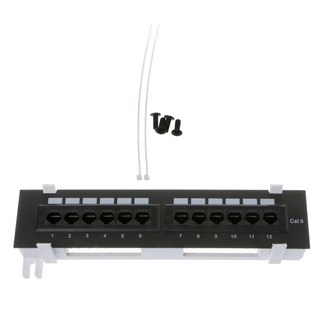 12 포트 CAT6 패치 패널 사용 모습