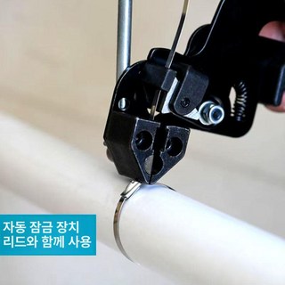 스틸 타이건 케이블 타이 자동 기계 사용 모습