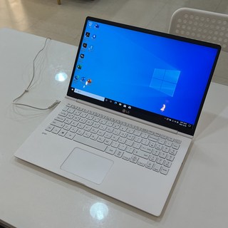 엘지그램 15Z980-gp50ml 15인치 노트북 화이트