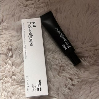 2. 입생로랑 NU ..