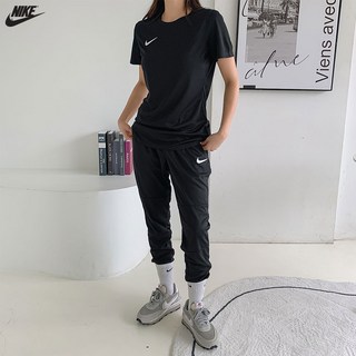 나이키 여성 트레이닝복 세트