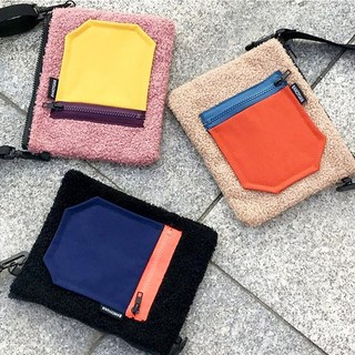 실버 호보백 나일론 숄더백 URB 털포켓 미니크로스백