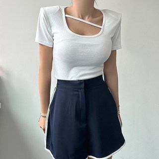 [에이스토리] 어깨패드 슬림핏 사선띠 반팔 이너티