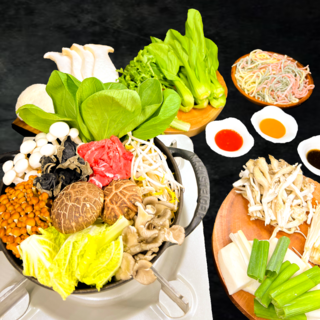 알찬식탁 소고기 야채 버섯 샤브샤브 밀키트, 2.52kg, 1개