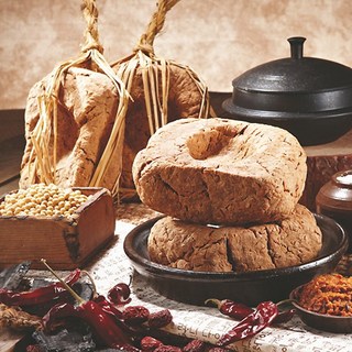 안동제비원 전통메주 7kg(소금.숯.대추.바가지.설명서 포함) 1개 7kg 상품 이미지