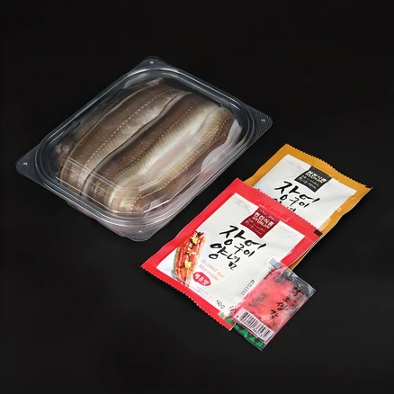[산지직송] 통영 자연산 손질 바다장어 특대 + 소스 2종, 1kg(2~3미), 1개