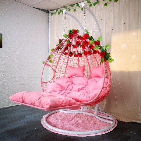 핑크-더블-등나무-흔들-그네의자-단발-핑크-더블-팔걸이-추천-상품