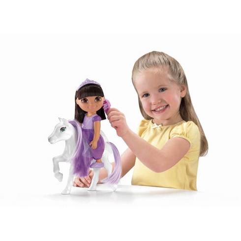 Fisher-Price Dora The Explorer Fairytale Adventure and Horse