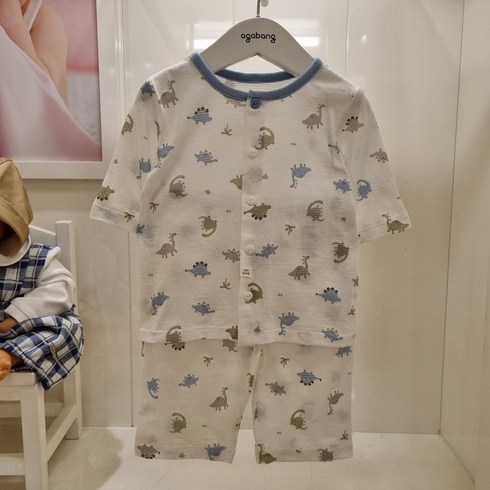아가방 NC엑스코점 미리여름! 2024신상! 부드러운 터치감! 무형광 면100% 소재굿! 아기자기 귀여운 공룡나염의 디노7부내의! 실내복! 신생아내의! 90부터는 어깨단추